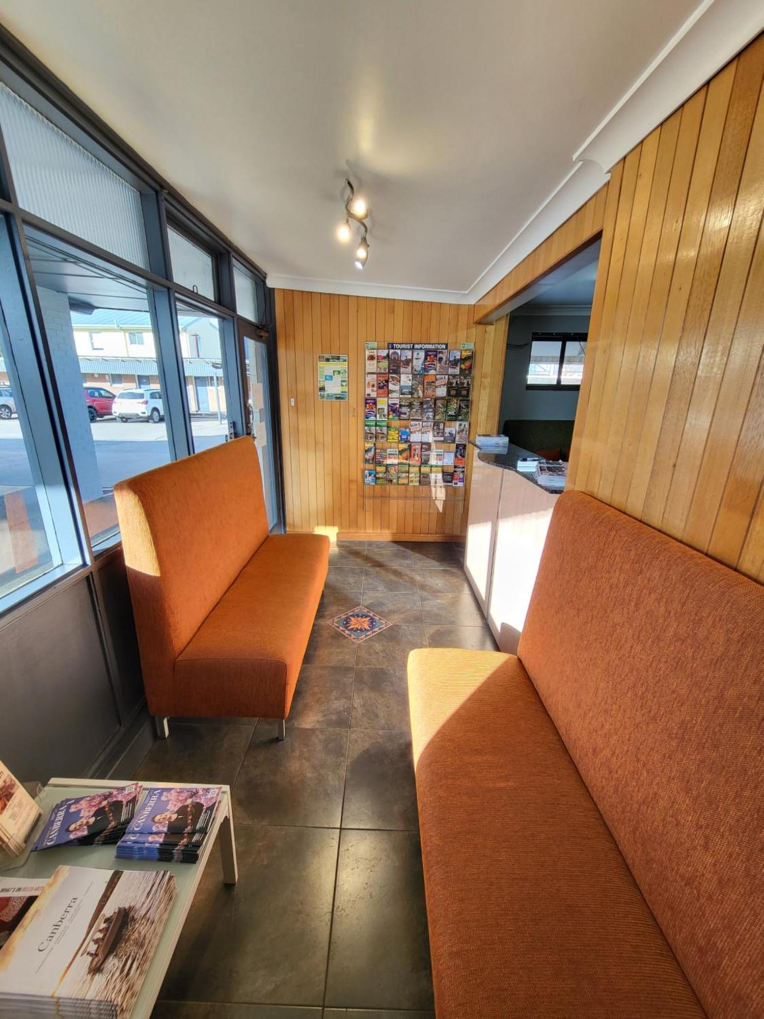 Parkway Motel Queanbeyan Buitenkant foto